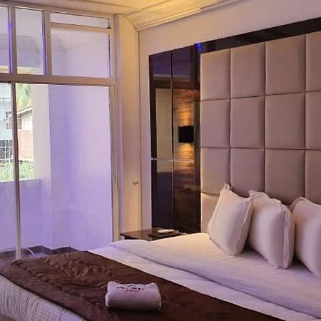 Presken Hotel K-One Place Lagos Kültér fotó