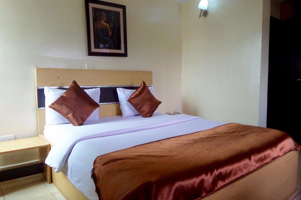Presken Hotel K-One Place Lagos Kültér fotó