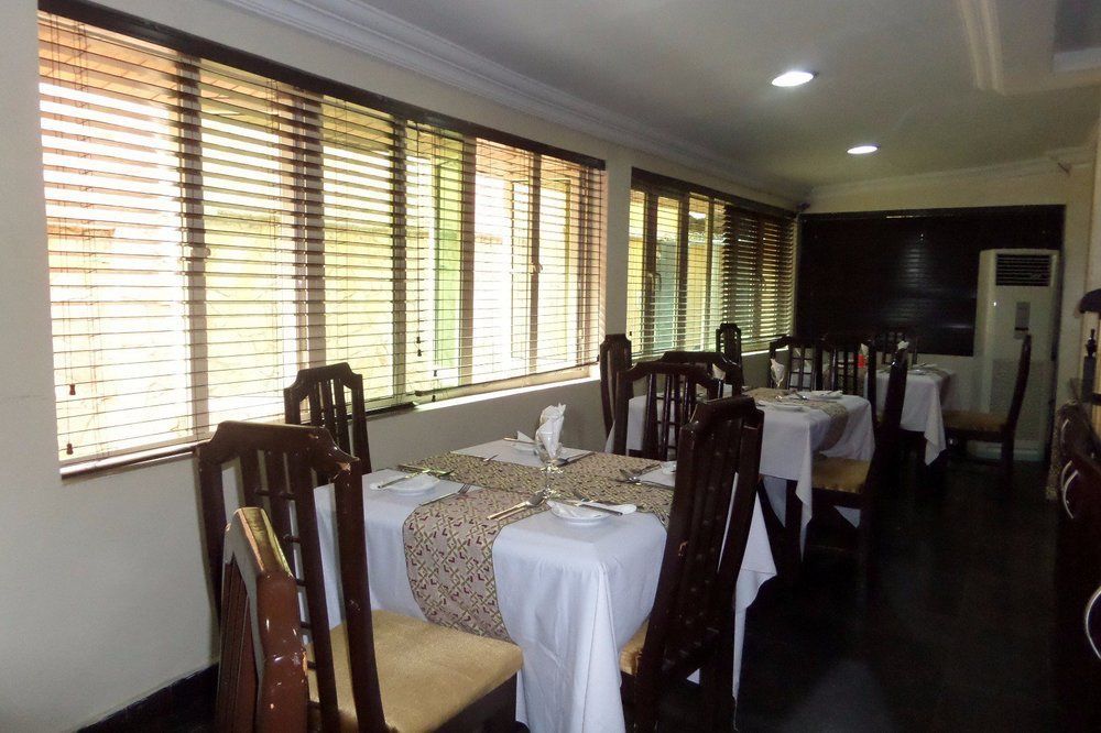 Presken Hotel K-One Place Lagos Kültér fotó